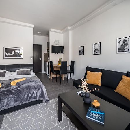 Balatonic Lemon Apartmanhaz Сиофок Екстериор снимка