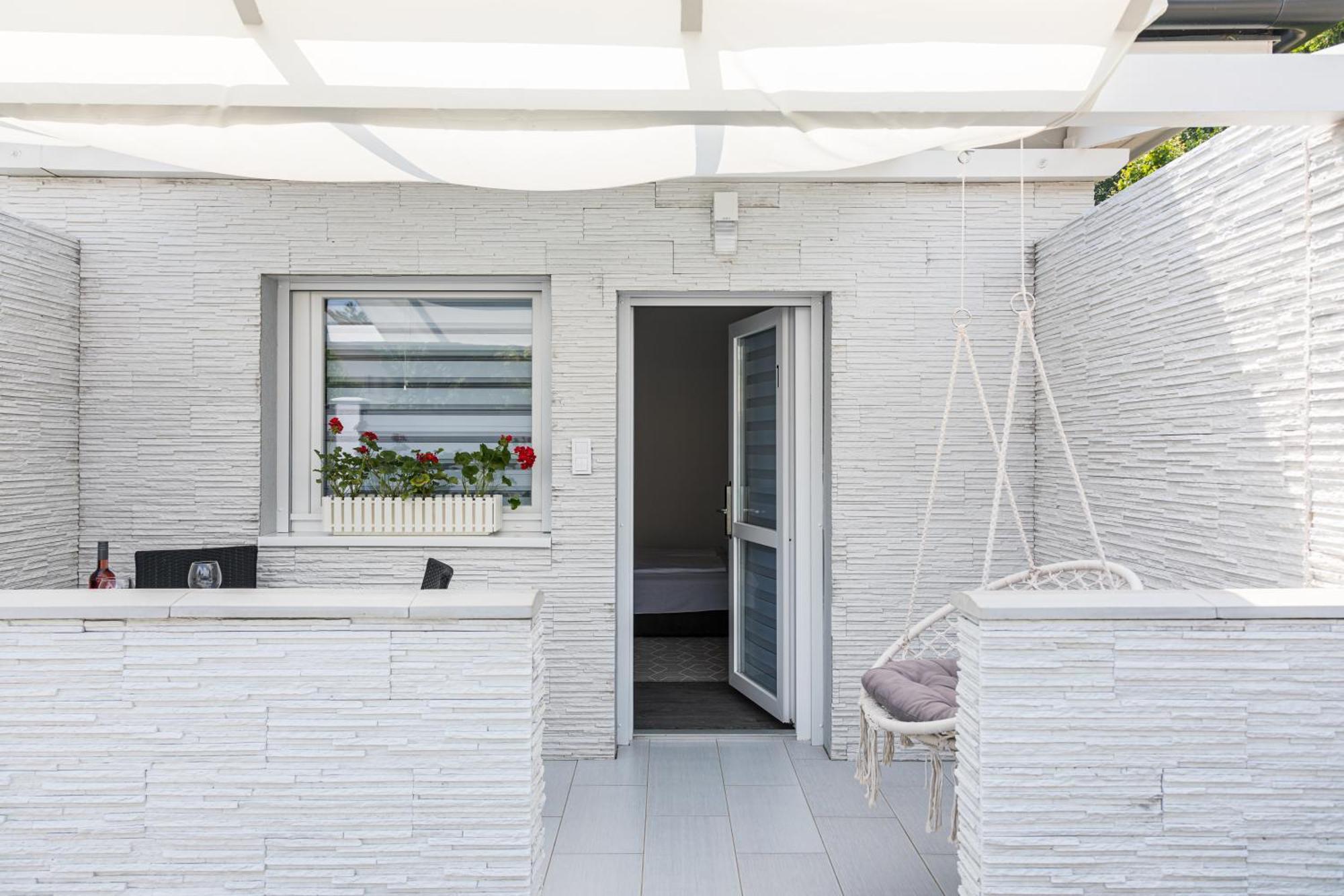Balatonic Lemon Apartmanhaz Сиофок Екстериор снимка