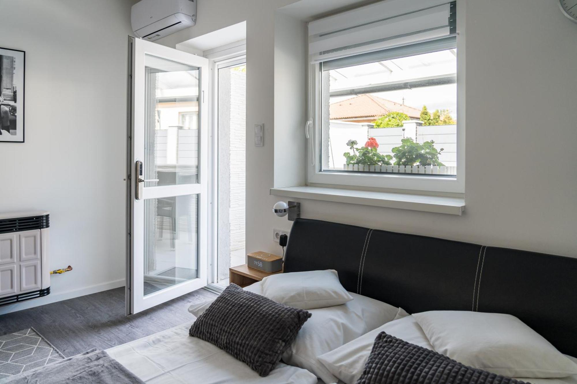 Balatonic Lemon Apartmanhaz Сиофок Екстериор снимка