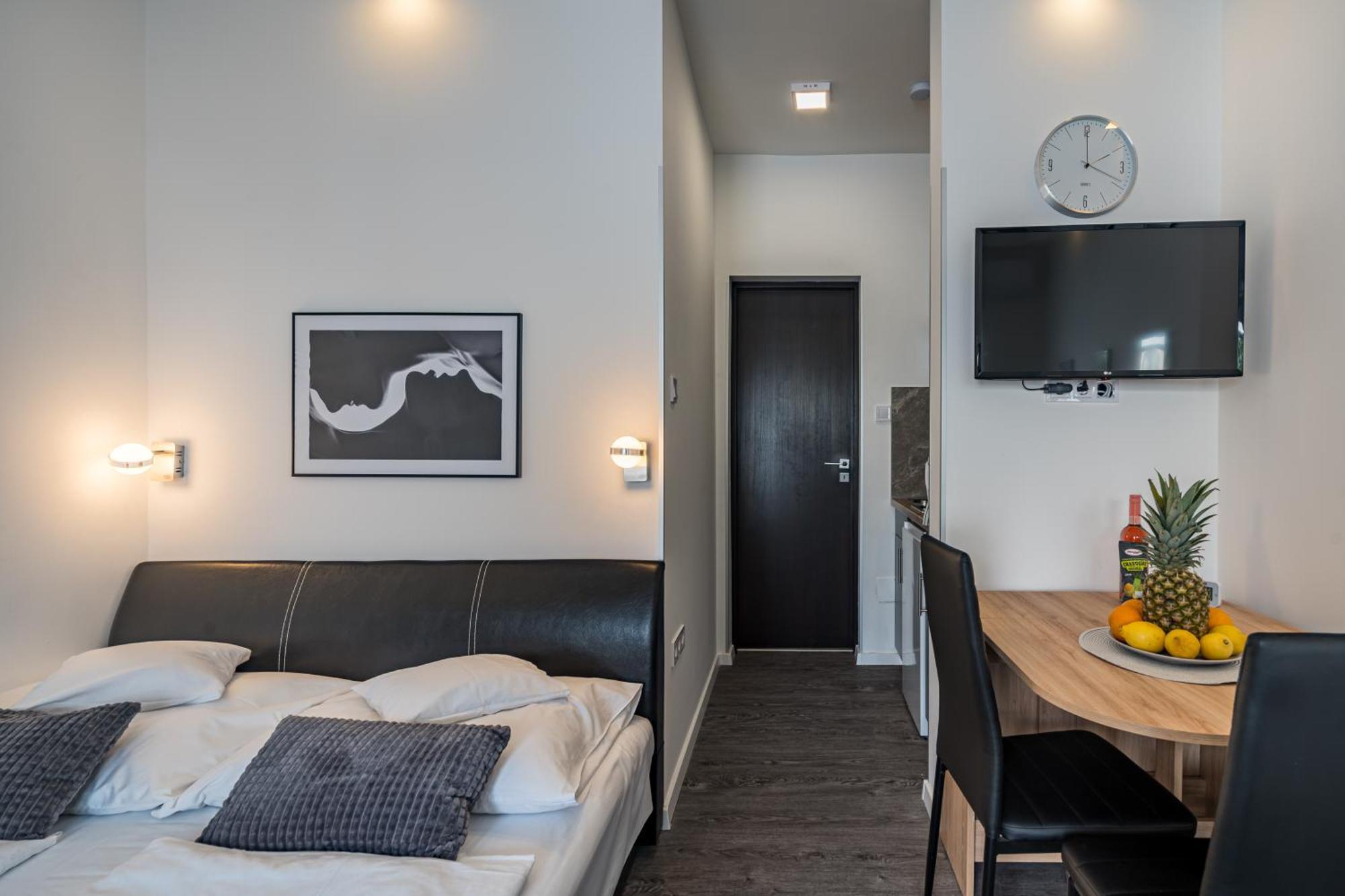 Balatonic Lemon Apartmanhaz Сиофок Екстериор снимка