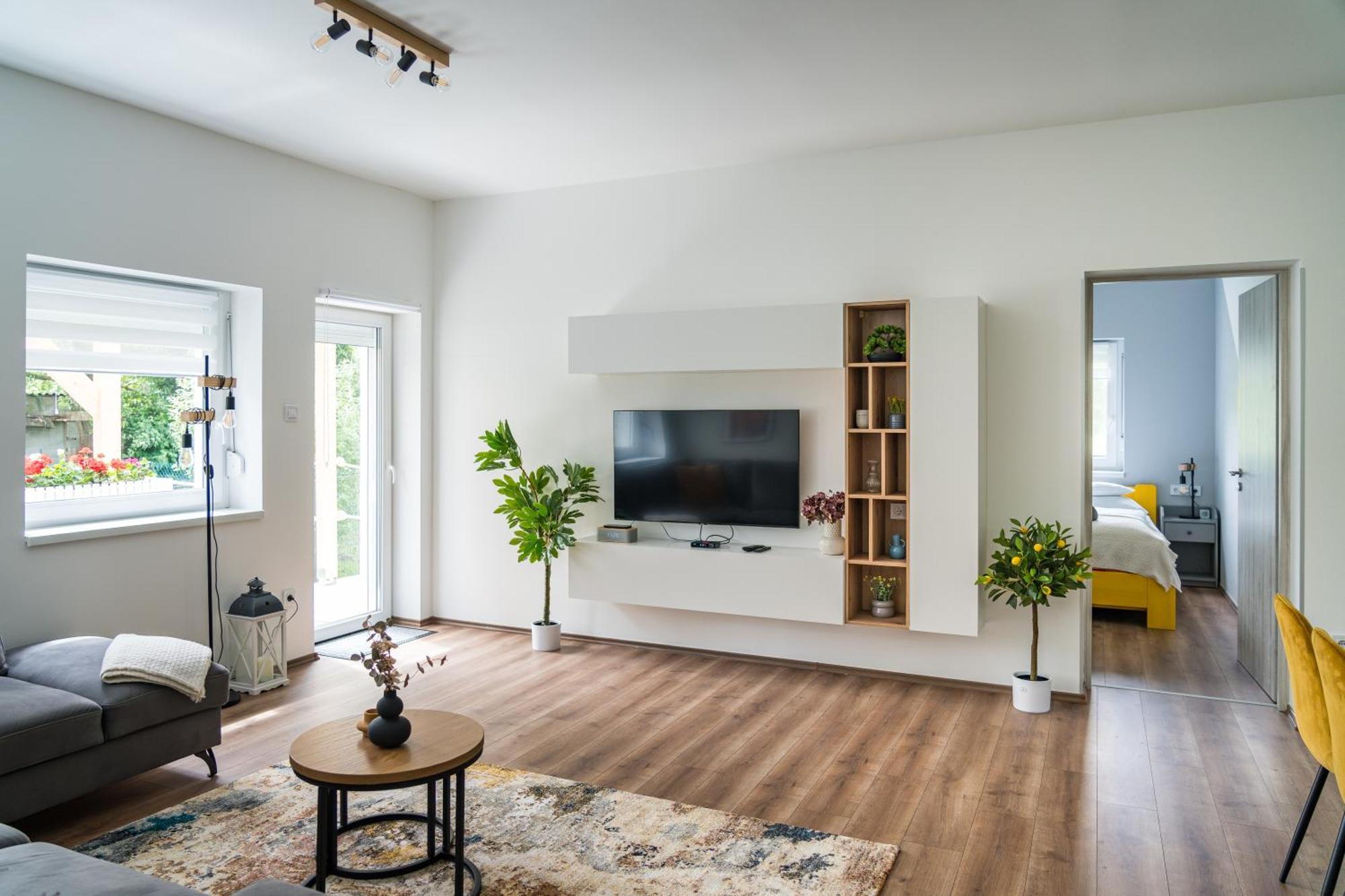 Balatonic Lemon Apartmanhaz Сиофок Екстериор снимка