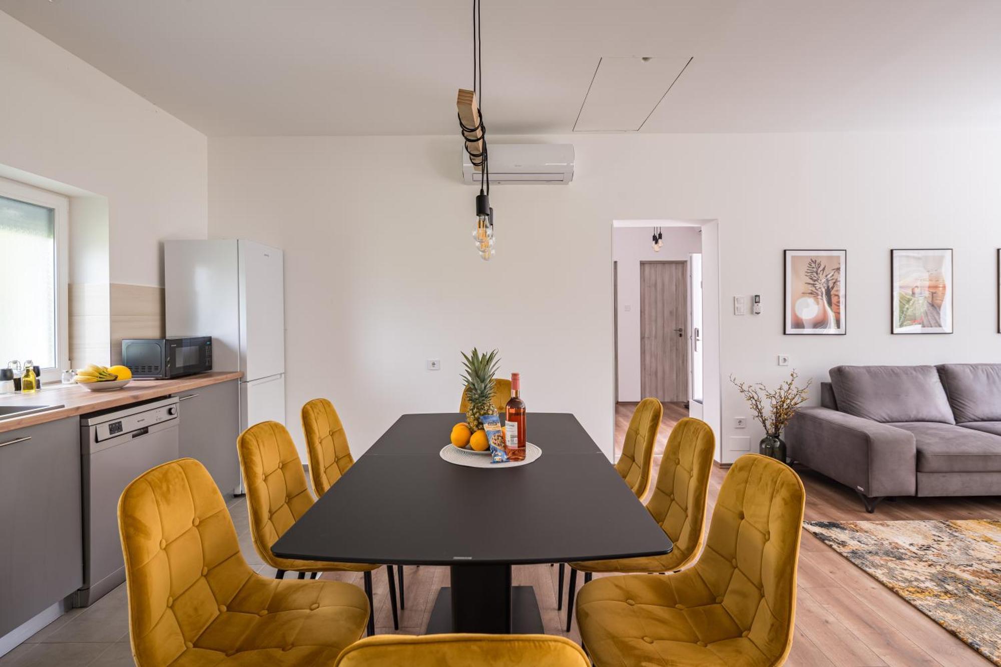 Balatonic Lemon Apartmanhaz Сиофок Екстериор снимка