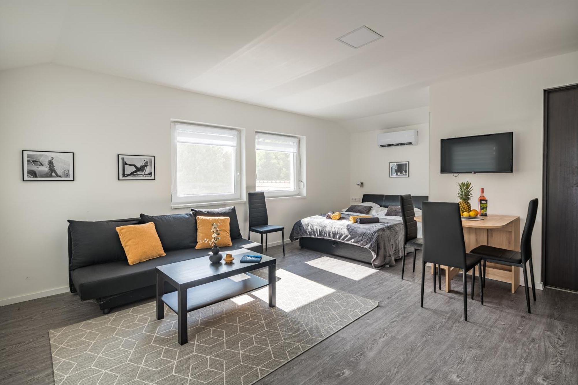 Balatonic Lemon Apartmanhaz Сиофок Екстериор снимка